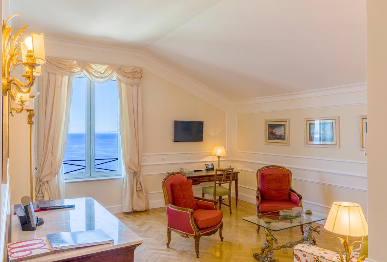Grand Hotel Excelsior Vittoria Sorrento Esterno foto