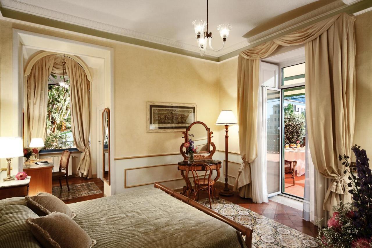 Grand Hotel Excelsior Vittoria Sorrento Esterno foto