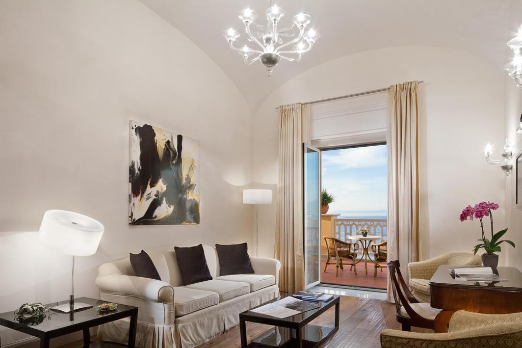 Grand Hotel Excelsior Vittoria Sorrento Camera foto