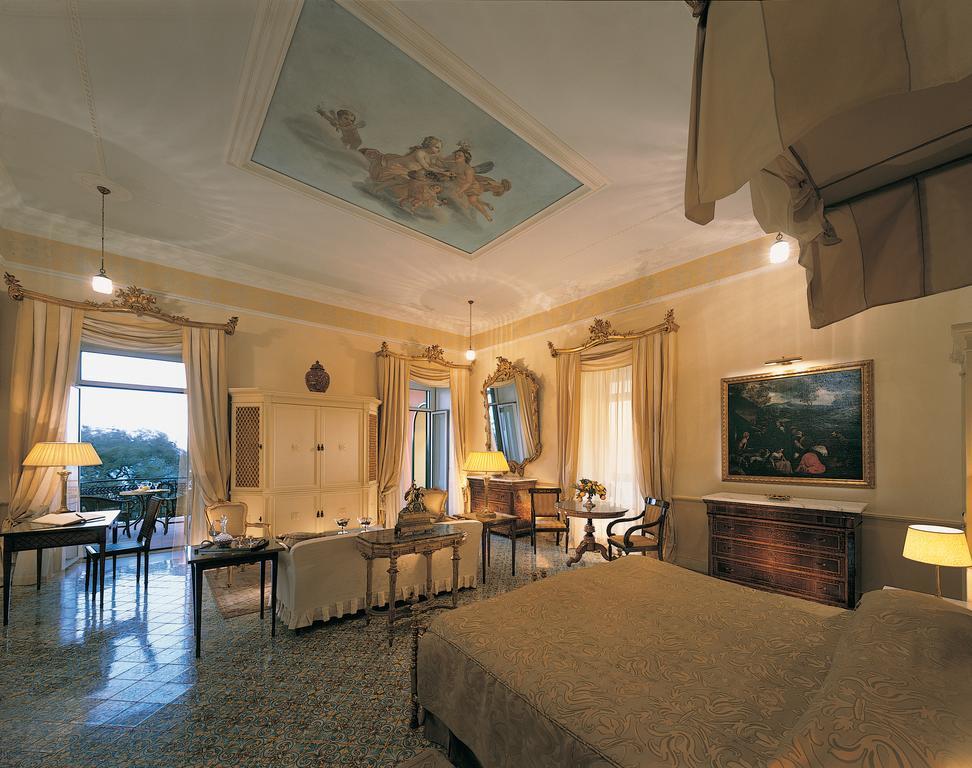 Grand Hotel Excelsior Vittoria Sorrento Camera foto