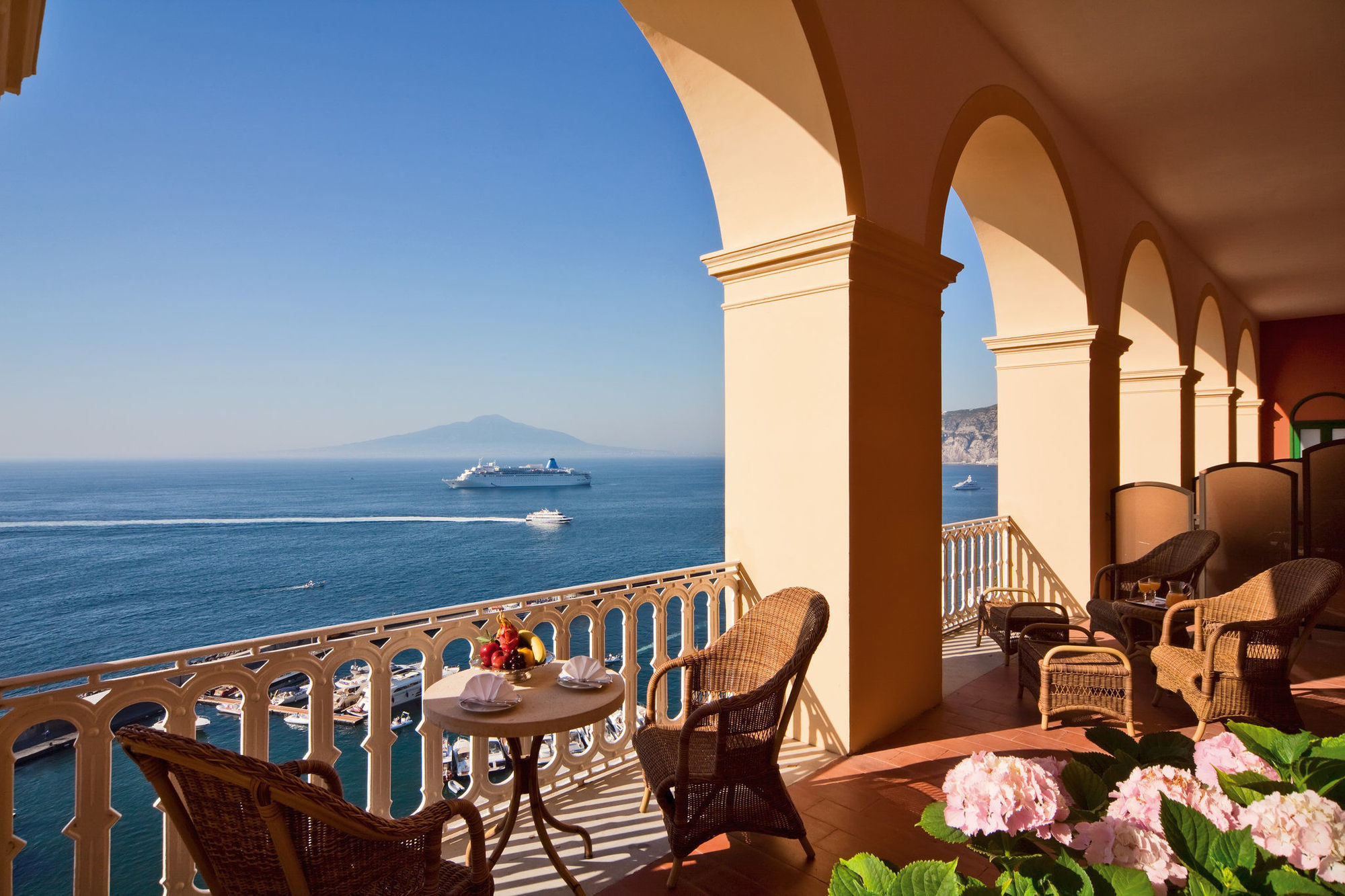 Grand Hotel Excelsior Vittoria Sorrento Esterno foto