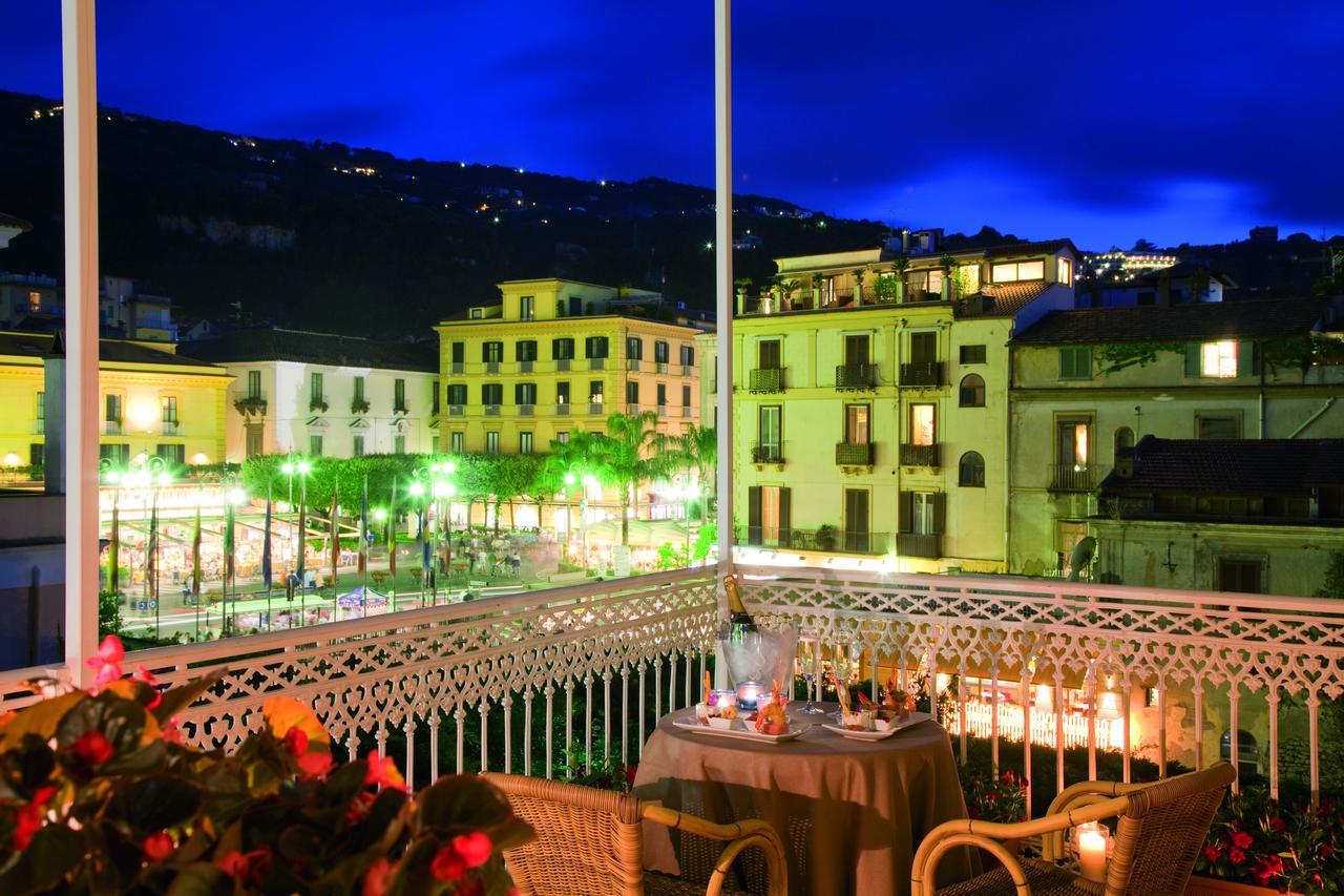 Grand Hotel Excelsior Vittoria Sorrento Esterno foto