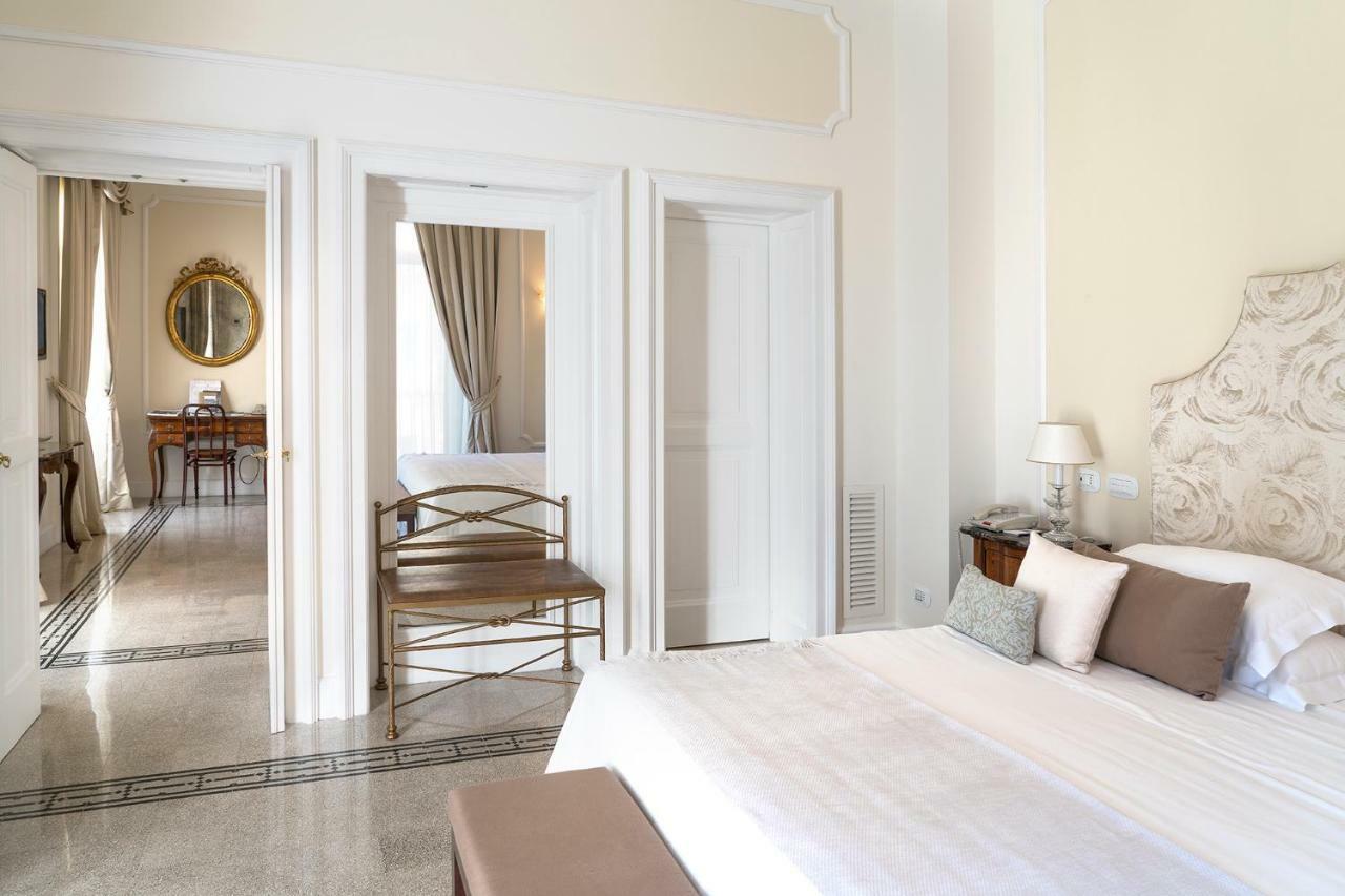 Grand Hotel Excelsior Vittoria Sorrento Esterno foto