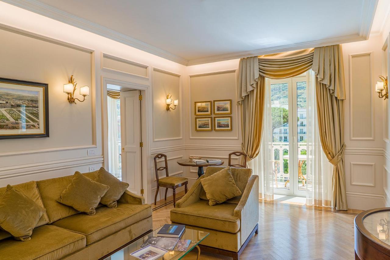 Grand Hotel Excelsior Vittoria Sorrento Esterno foto